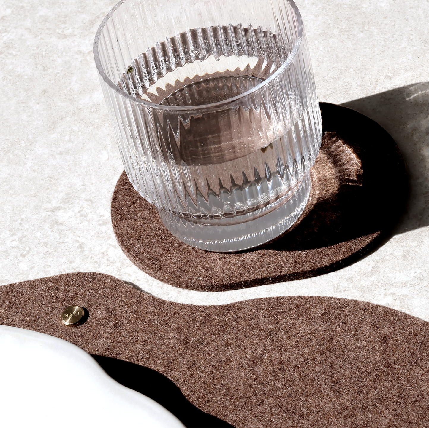 Napperon en feutre de laine mérinos 5mm | Art de la table minimaliste | MATT™
